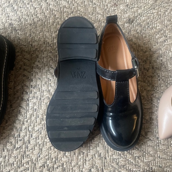 Zara shoes - Picture 2 of 2